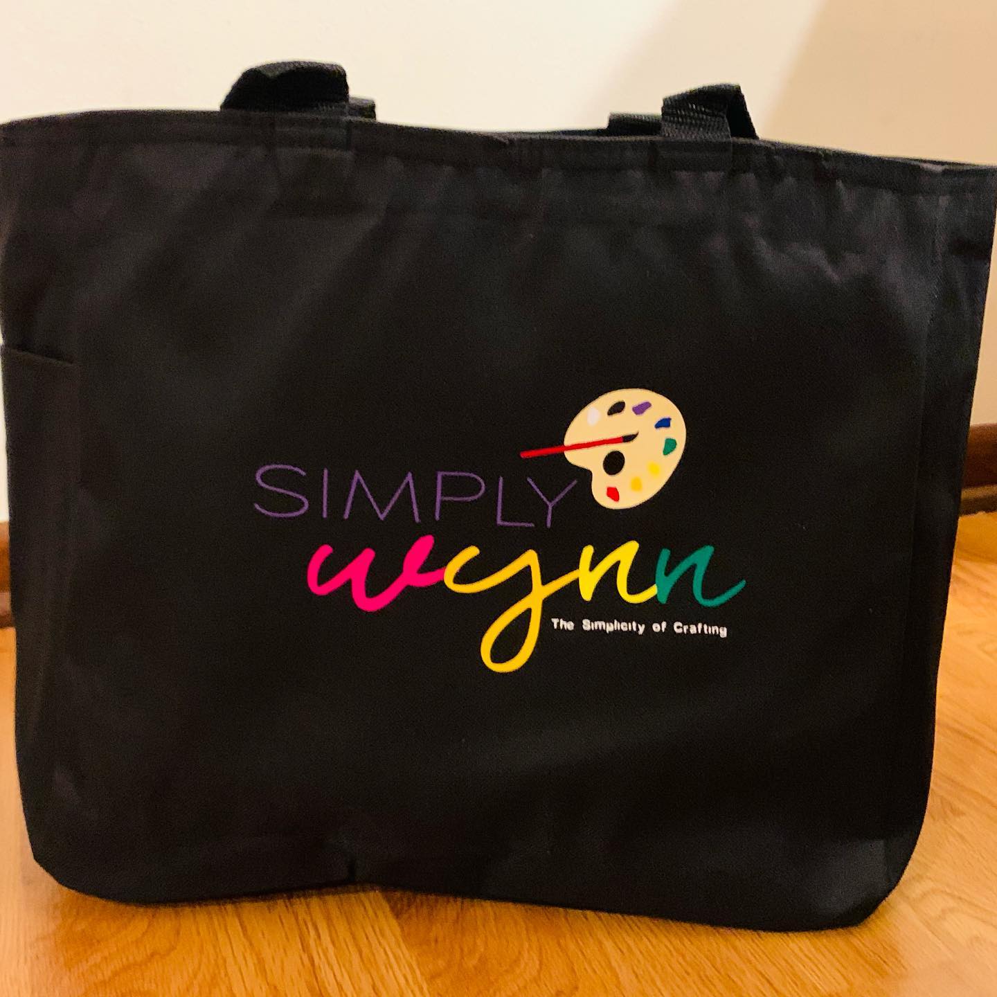 Tote bag